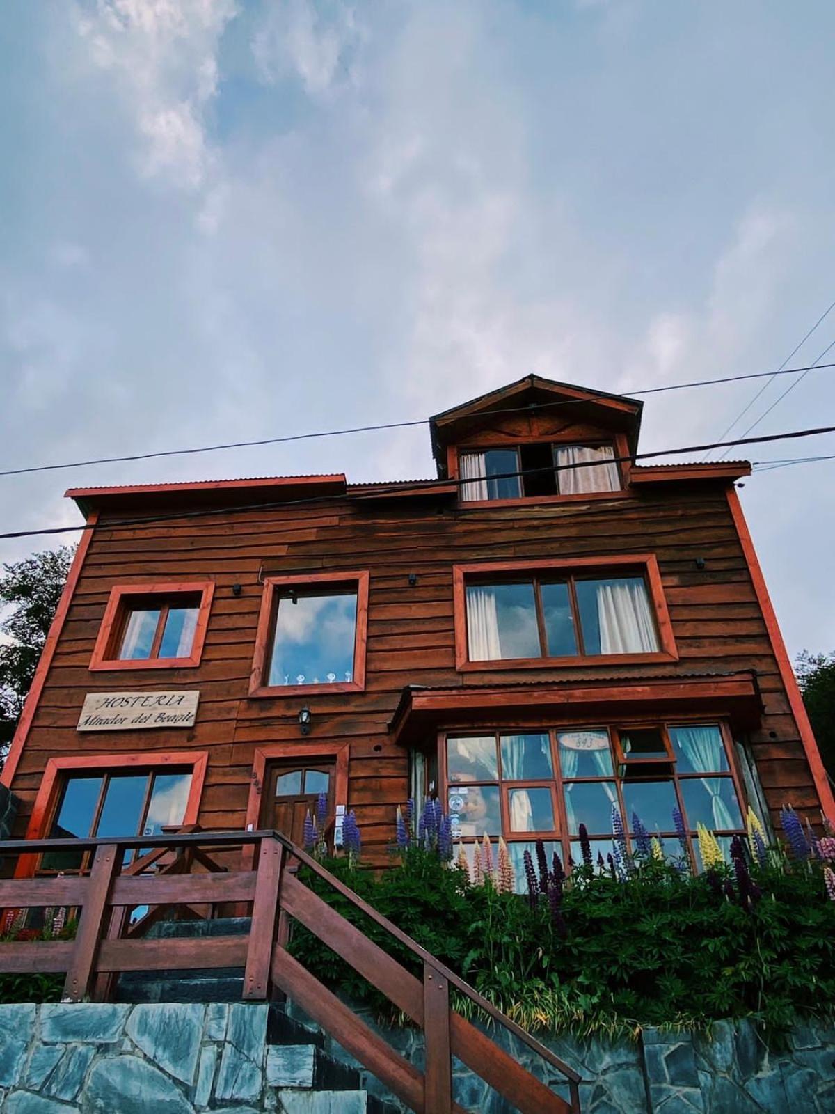 אושואיה Mirador Del Beagle Hosteria מראה חיצוני תמונה