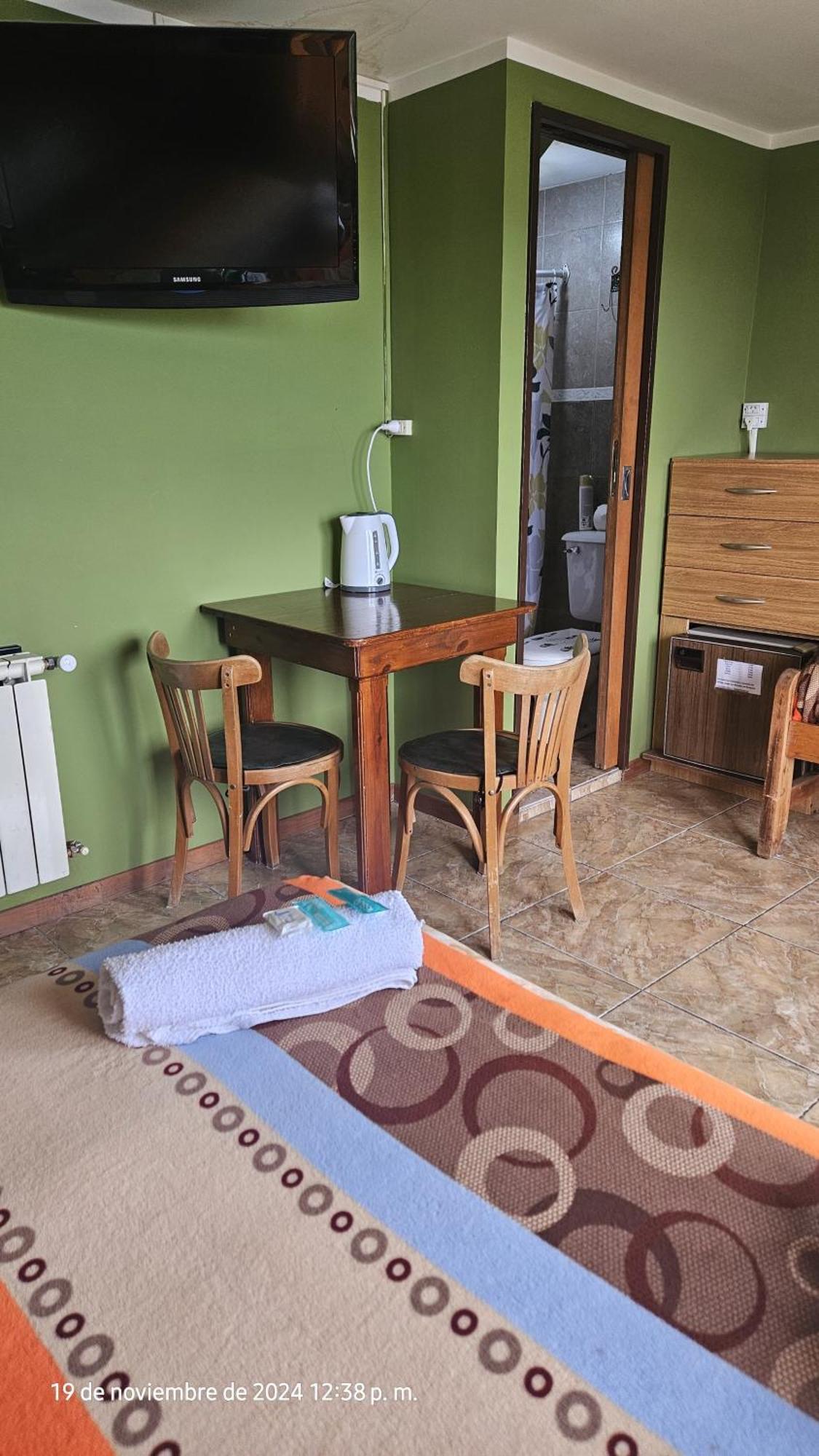 אושואיה Mirador Del Beagle Hosteria מראה חיצוני תמונה