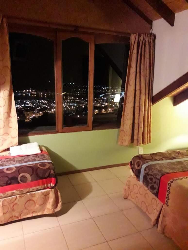 אושואיה Mirador Del Beagle Hosteria מראה חיצוני תמונה